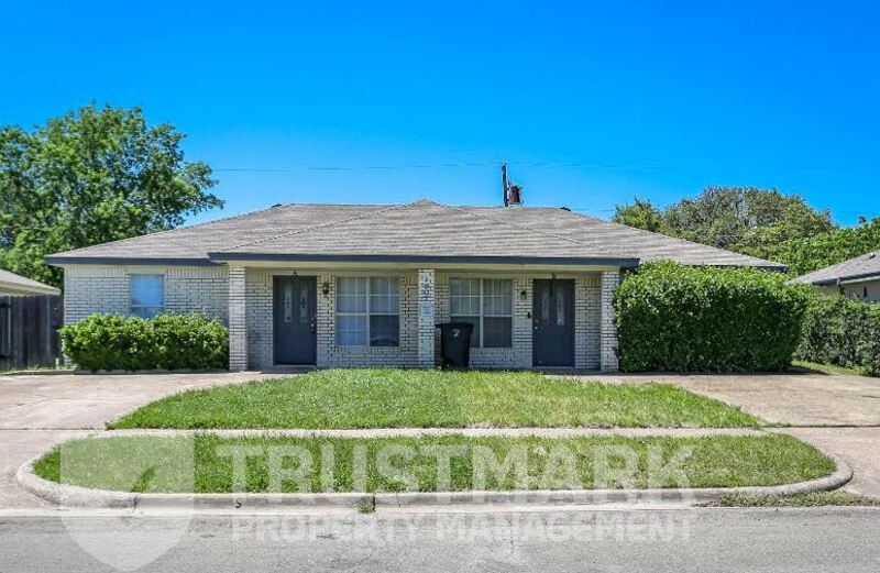 Killeen House: 1907 B Windward