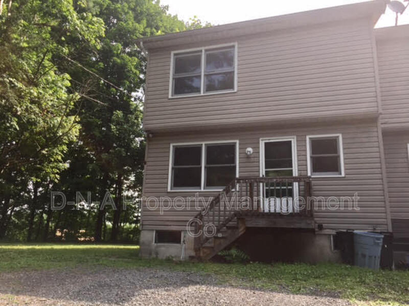 East Stroudsburg House: 103 King St