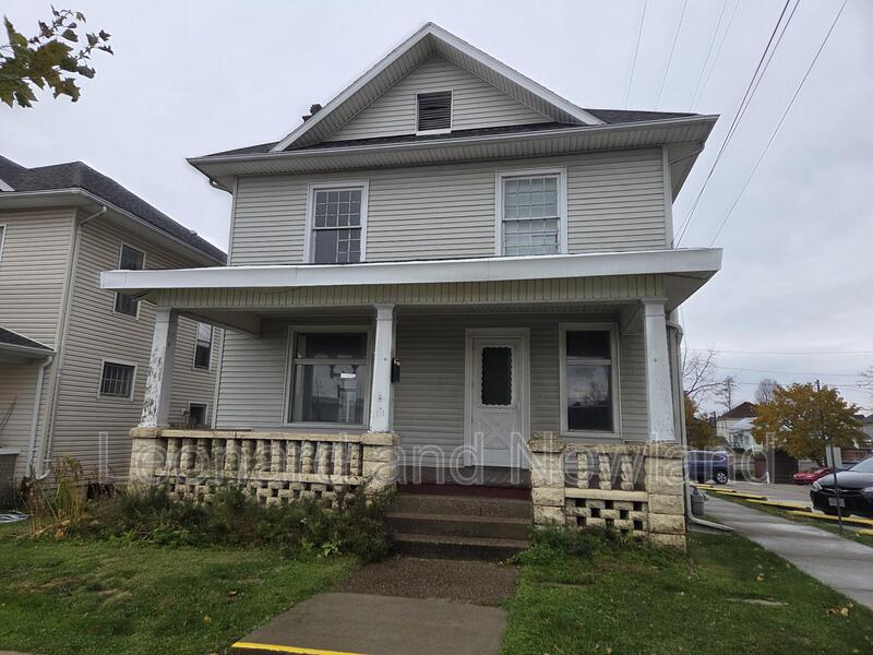Cambridge House: 1111 Steubenville Avenue