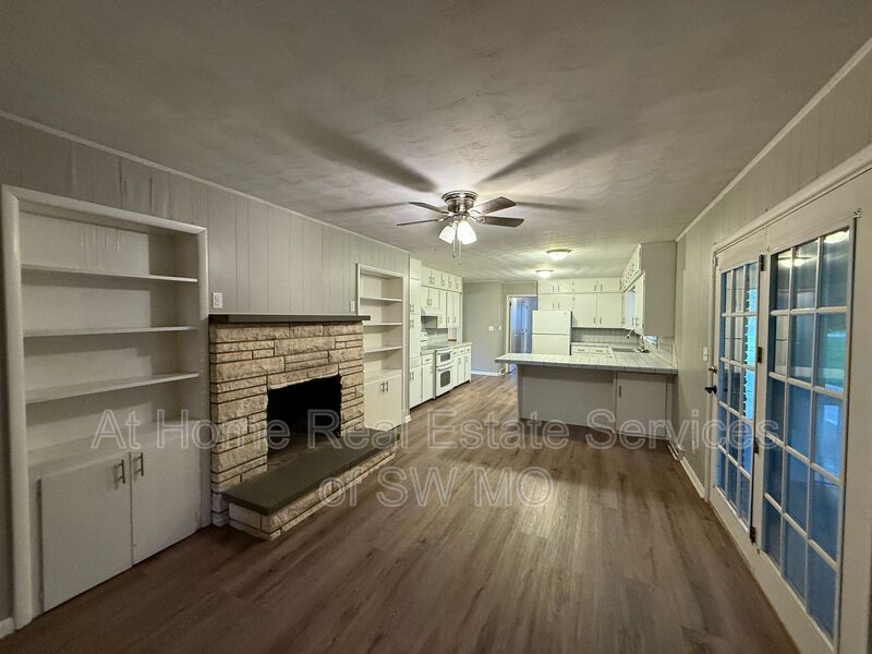 Springfield House: 3510 W. Republic Rd.