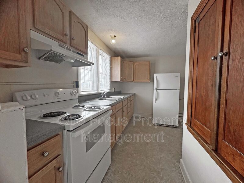 Mill Hall Condo: 236 Pennsylvania Avenue