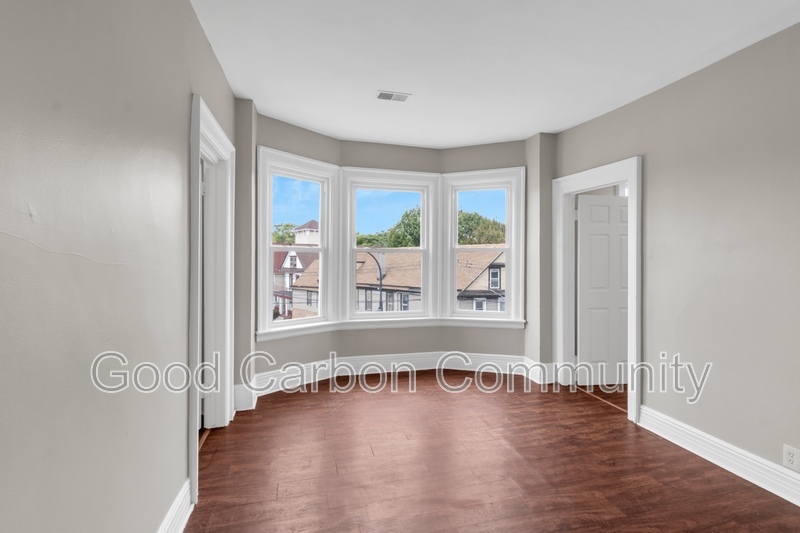 Buffalo Condo: 1073 Grant St