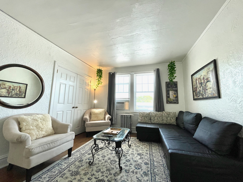 St Louis Condo: 6653 Berthold Ave