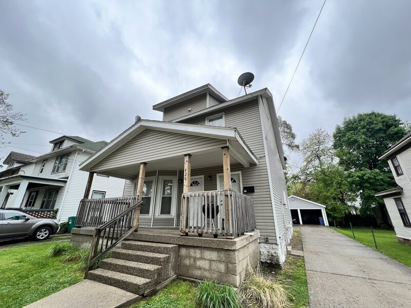 Request a Viewing for 428 Worden Street SE Tenant Turner