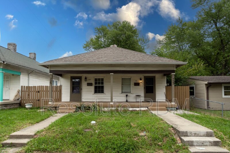Indianapolis House: 725 Lynn Street
