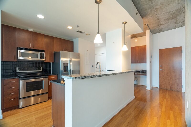 Atlanta Condo: 250 Pharr Road Northeast