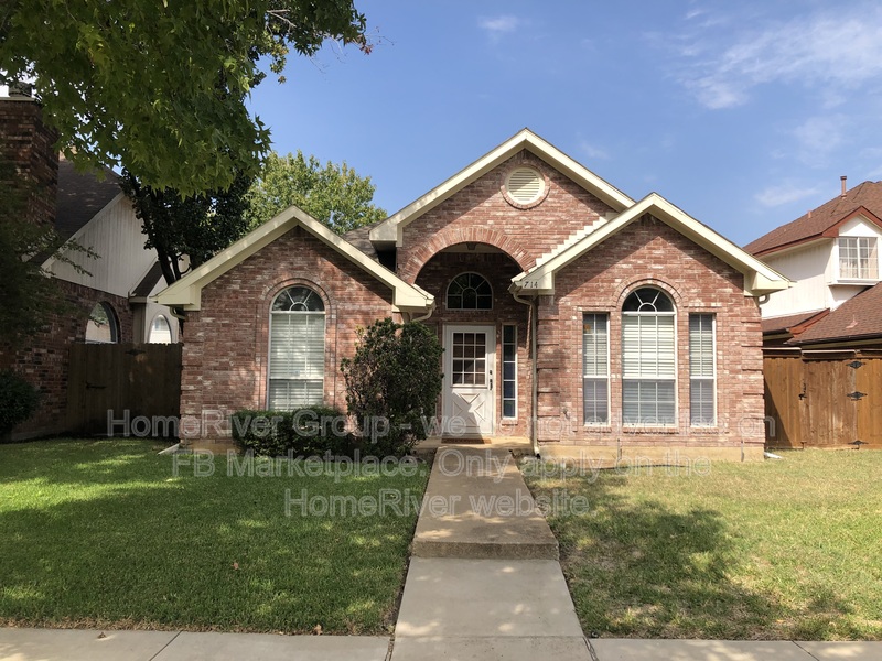 Grand Prairie House: 714 Chippewa Ln