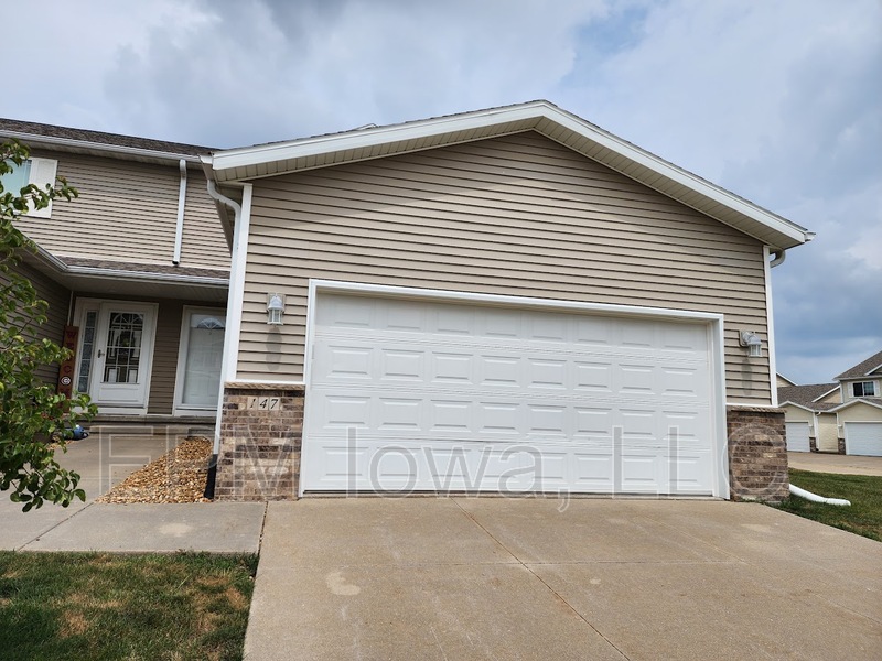North Liberty House: 147 Alydar Drive