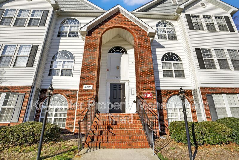 Greensboro House: 4280 Cedarcroft Court 2D