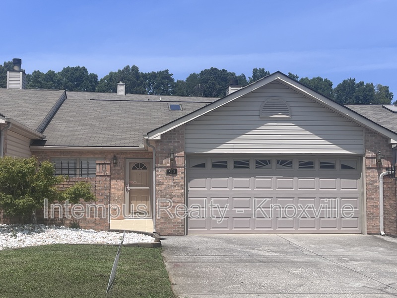 Knoxville Condo: 813 Villaview Way