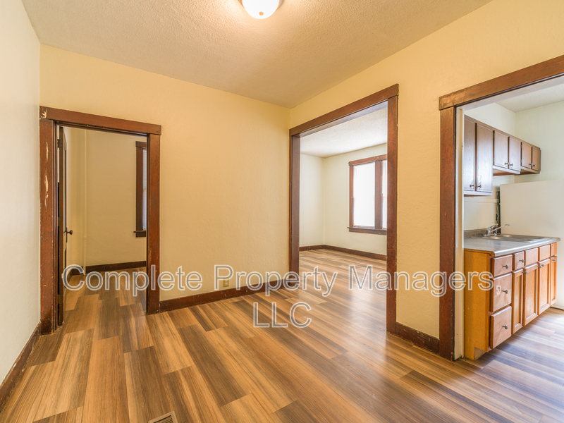 Mankato Condo: 325 East Washington St - 2