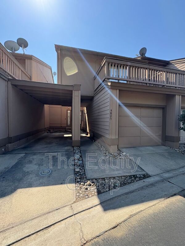 Visalia House: 4805 West Iris Ave
