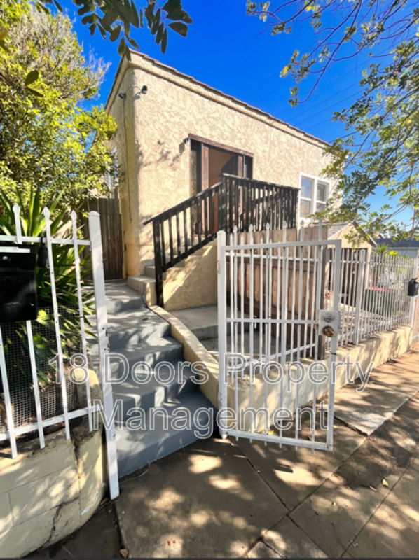 San Diego Condo: 3720 Wightman Street