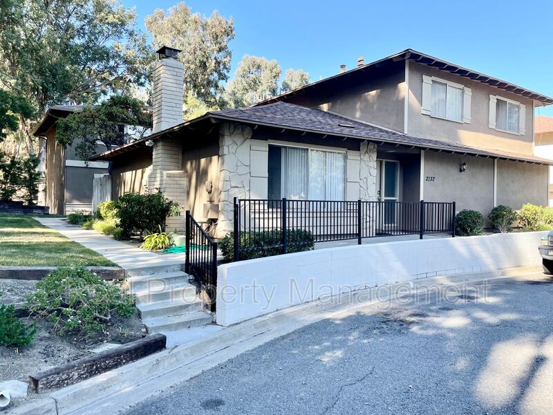 Oceanside Townhome: 2132 Via Camino Verde