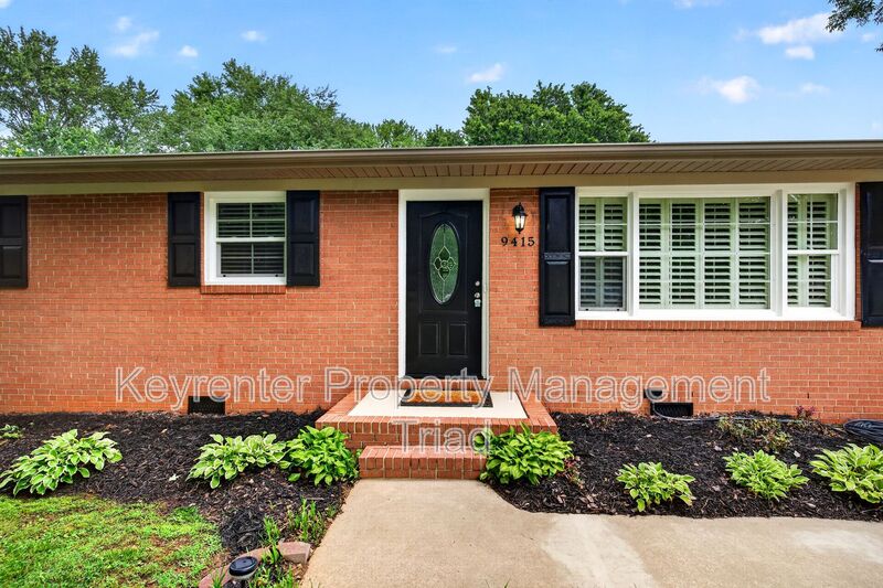 Kernersville House: 9415 Glen Cross Dr.