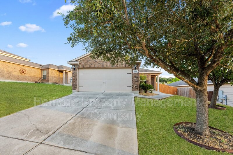 San Antonio House: 10926 Acorn Cyn