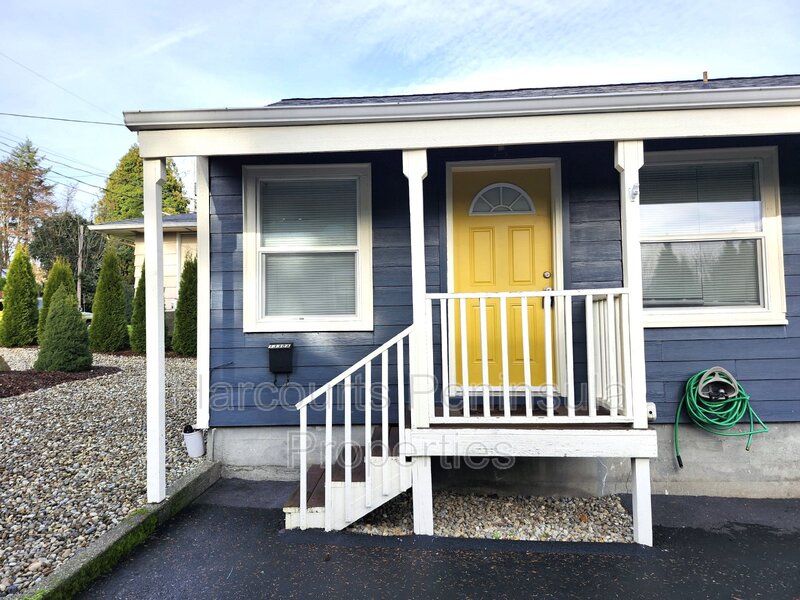 Bremerton Condo: 1330 N Lafayette Ave