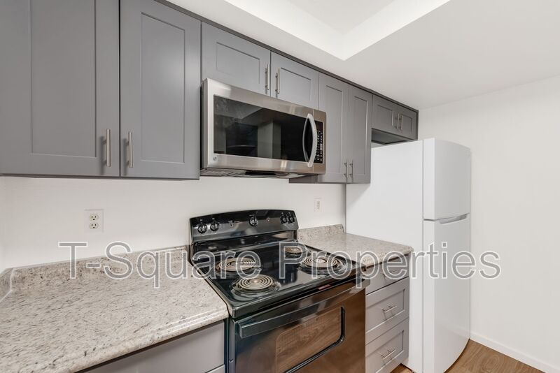 Bothell House: 225 164th St SE