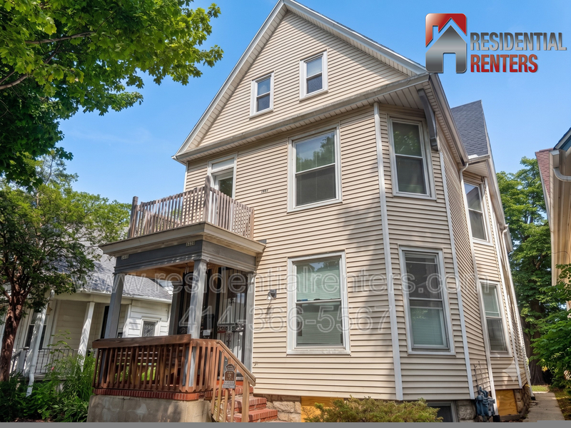 Milwaukee Condo: 2454 N Booth Street
