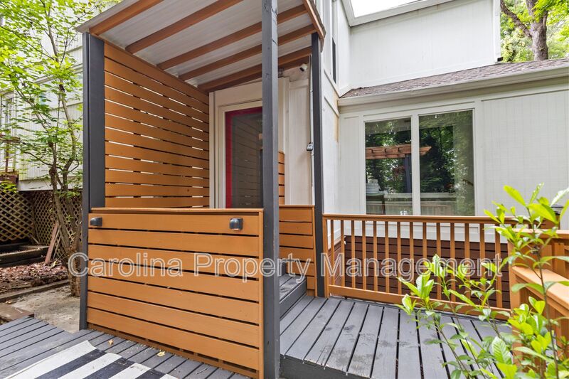 Tega Cay House: 25033 Molokai Dr