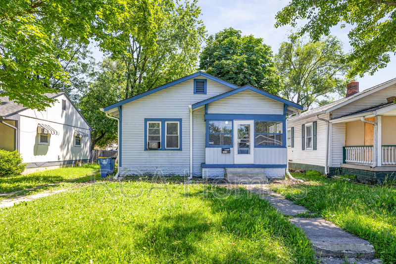 Indianapolis House: 1619 East Tabor Street