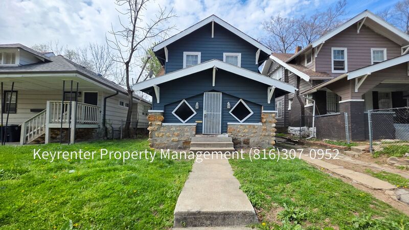 Kansas City House: 3524 Bellefontaine Ave