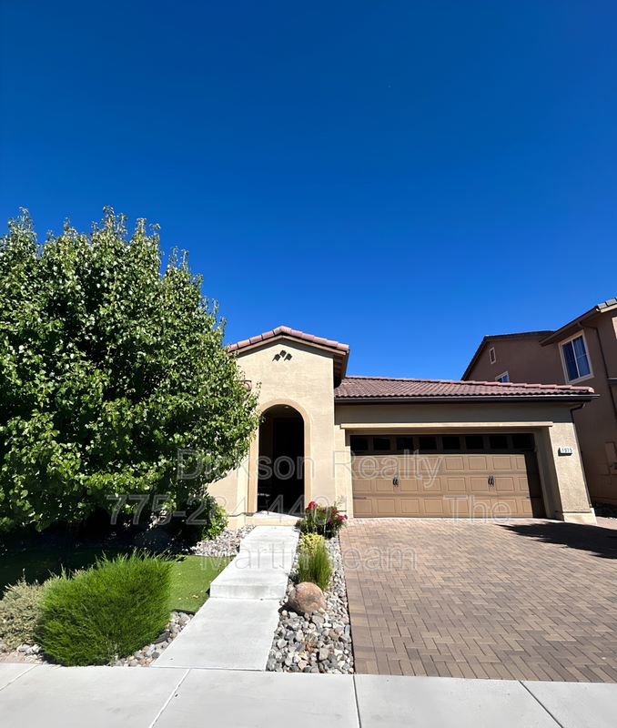 Reno House: 1975 Dutch Draft Drive