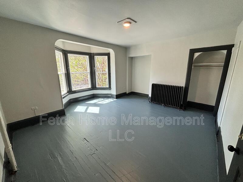 Lancaster House: 19 South Ann Street - 6