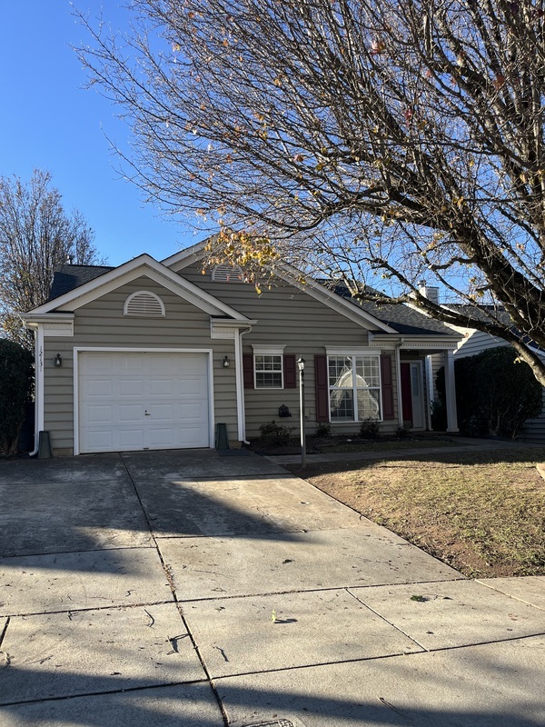 Charlotte House: 12131 Brownestone View