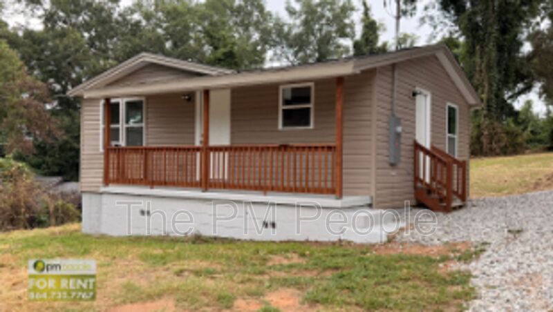 Easley House: 114 Couch St.