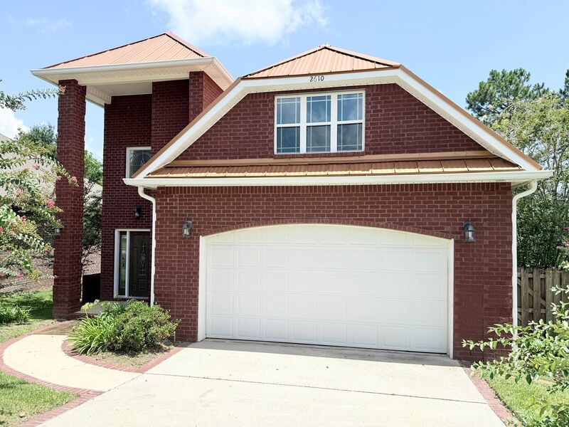 Pace House: 2610 Caldwell Circle