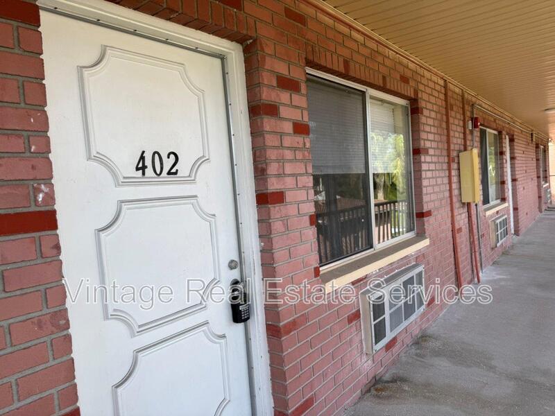 St. Petersburg Apartment: 3301 58th Ave S