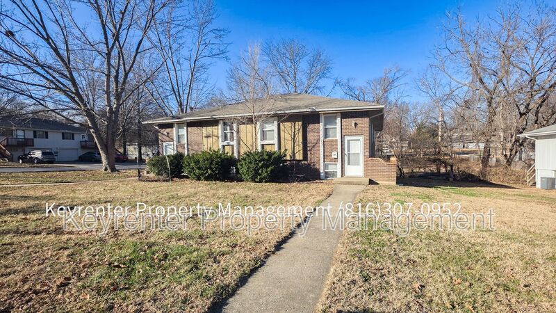 Raytown House: 5428 Ditzler Ave