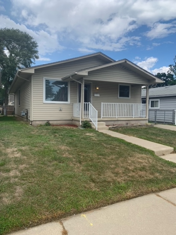 Melvindale House: 18811 Hanna Street