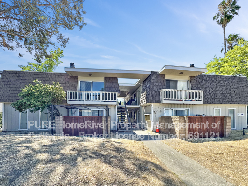 Sacramento Condo: 1233 Dealynn St