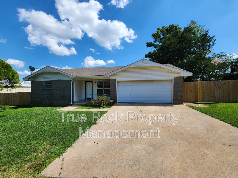 Ada House: 13423 State Highway 3w Court