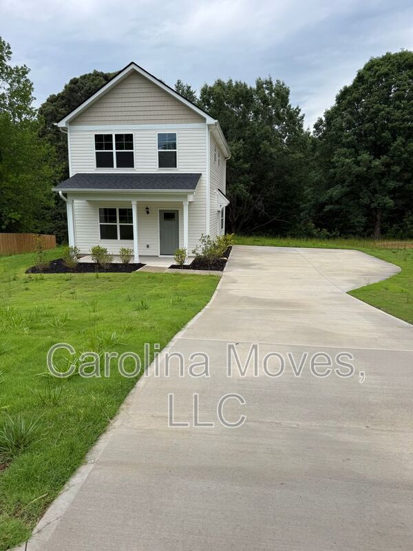 Greer House: 311 Ponder Rd.