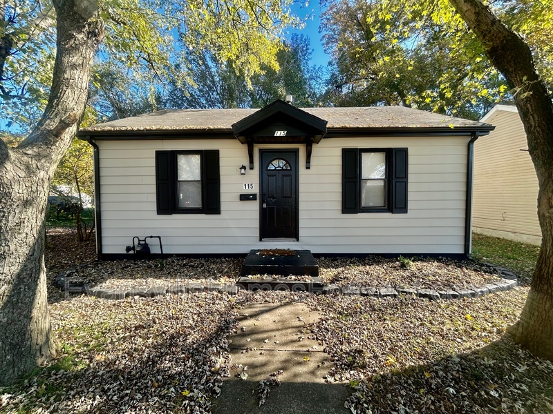 Evansville House: 115 N. Woods