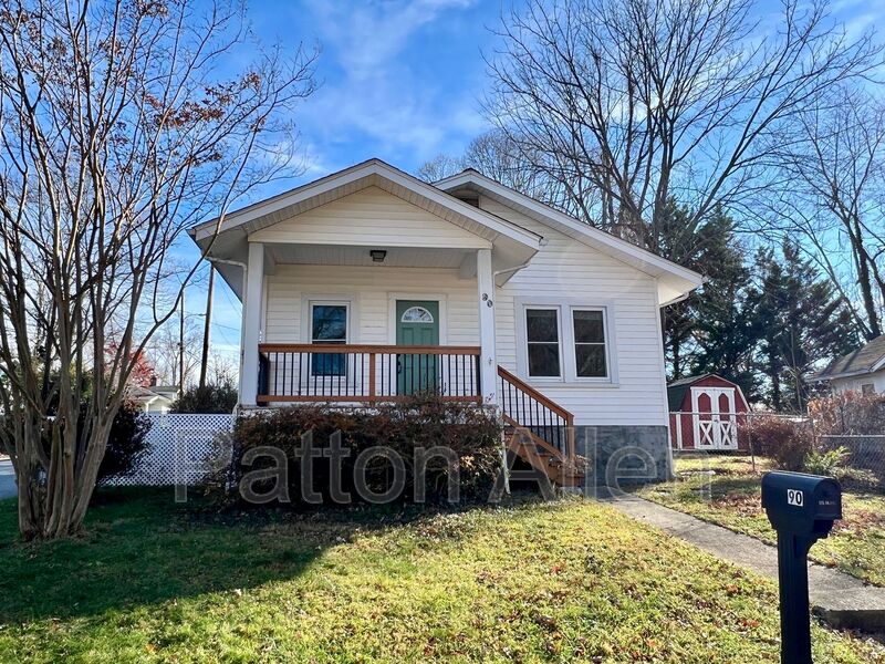 Asheville House: 90 Fairfax Ave