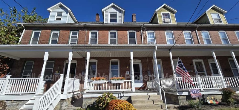 Nazareth House: 45 Evergreen St