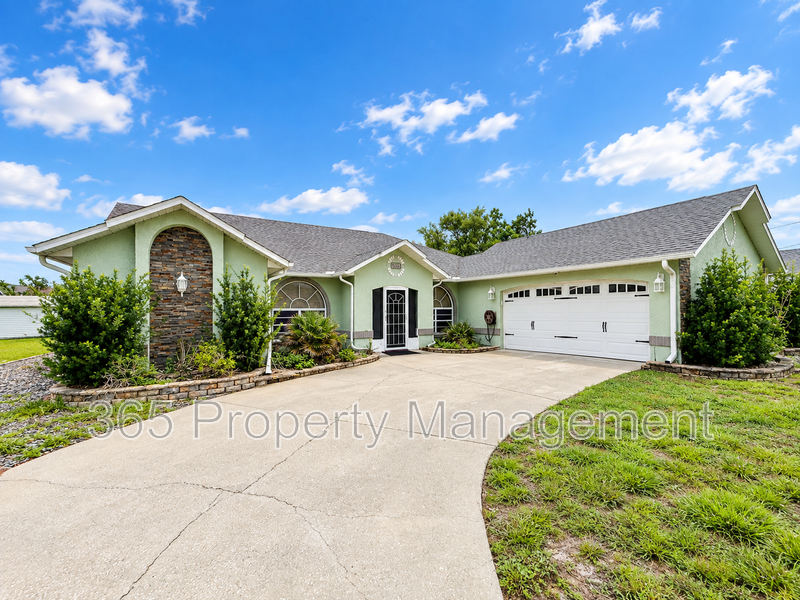 Spring Hill House: 6153 Mountain Way Avenue
