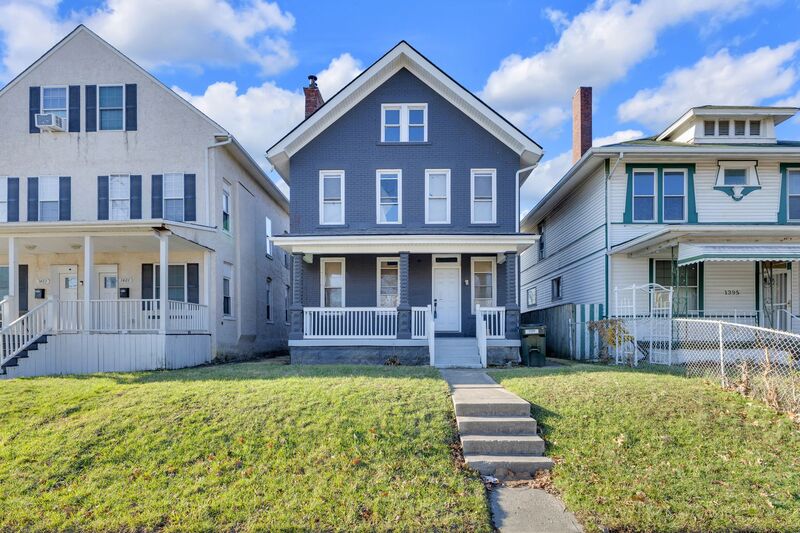 Columbus House: 1399 E. Long Street