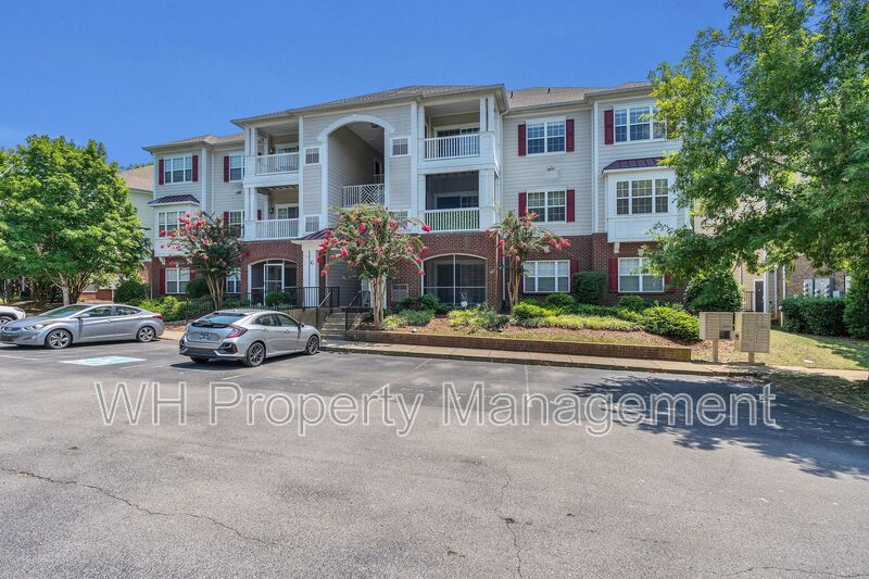 Nashville House: 4846 Bevendean Dr