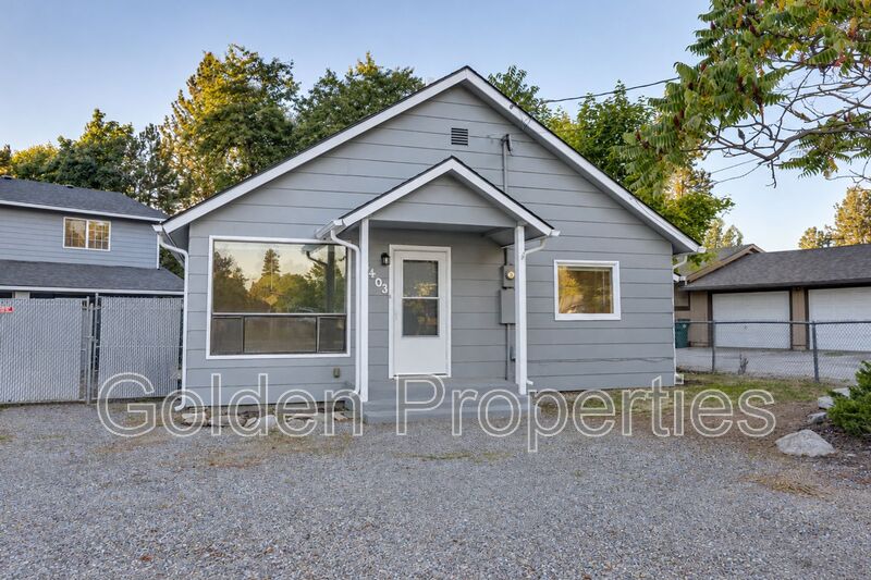 Coeur D Alene House: 3403 N 4th St