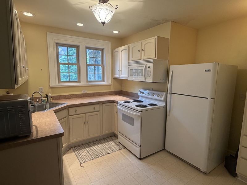 Buffalo Condo: 50 Getzville Road - 50-F
