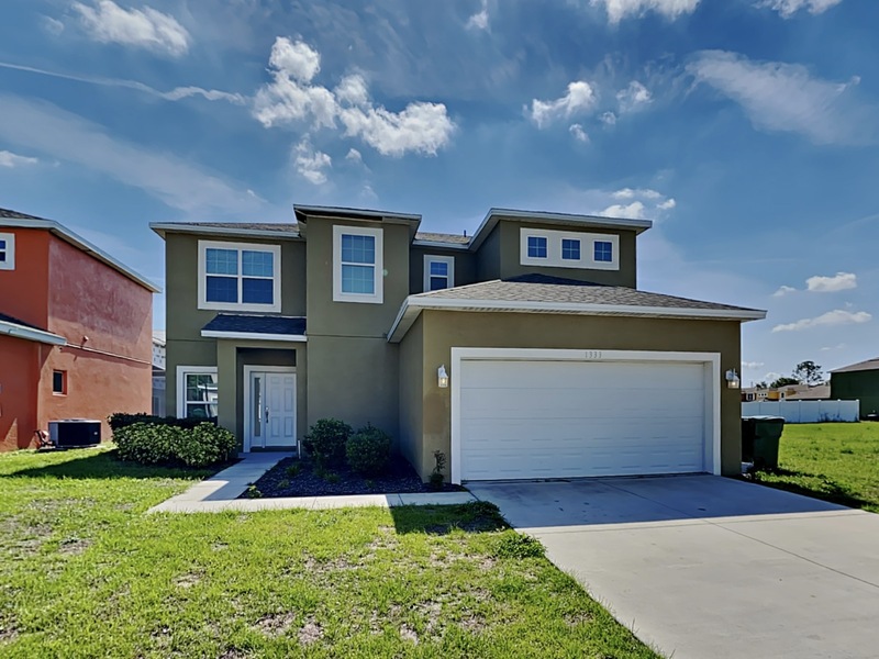 Winter Haven House: 1333 Salisbury Dr