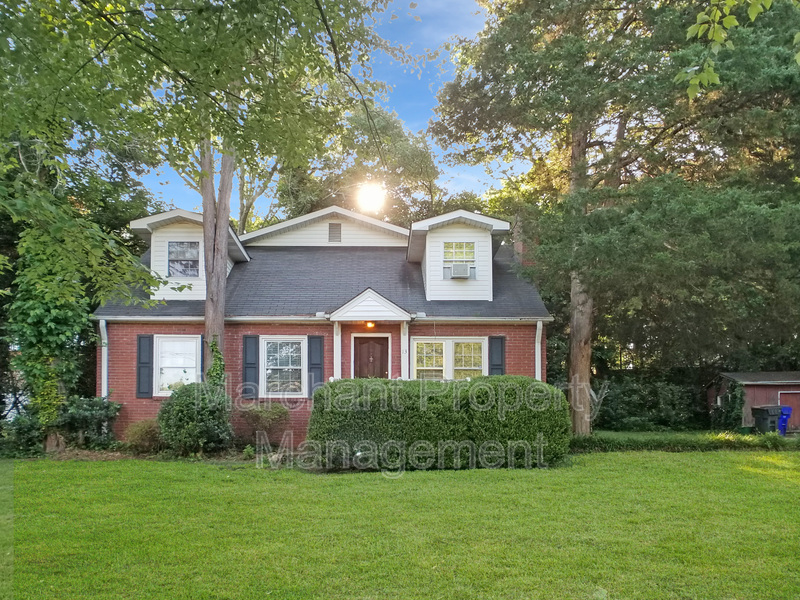 Greenville House: 13 Brookview Circle