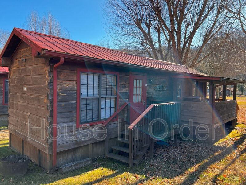 Maggie Valley House: 115 Crider Circle