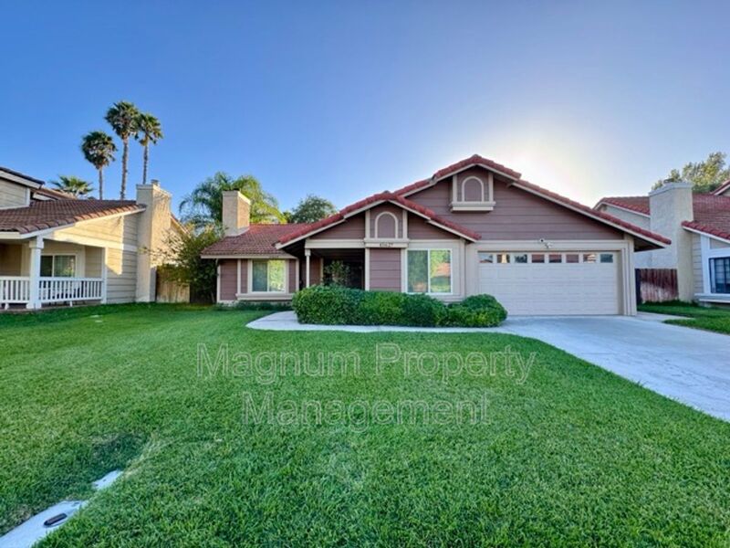 Temecula House: 45627 Clubhouse Dr