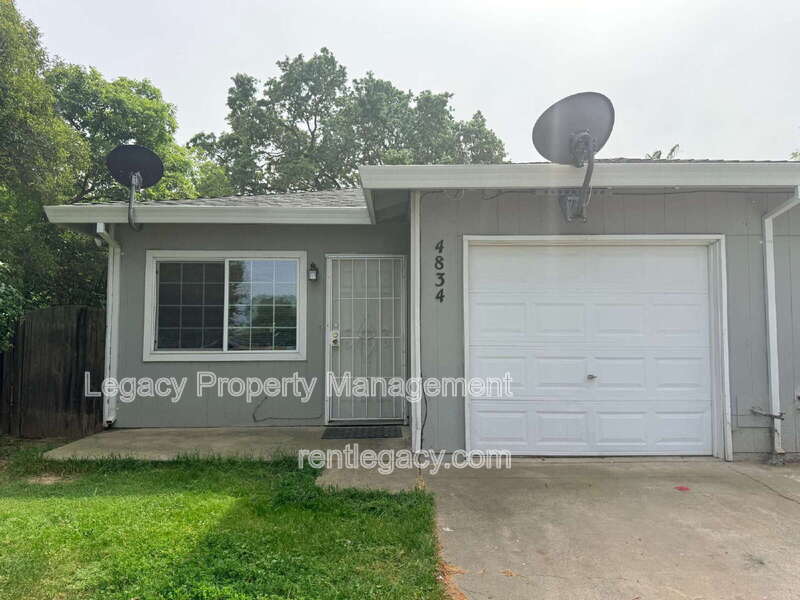 Sacramento Condo: 4834 50th Ave